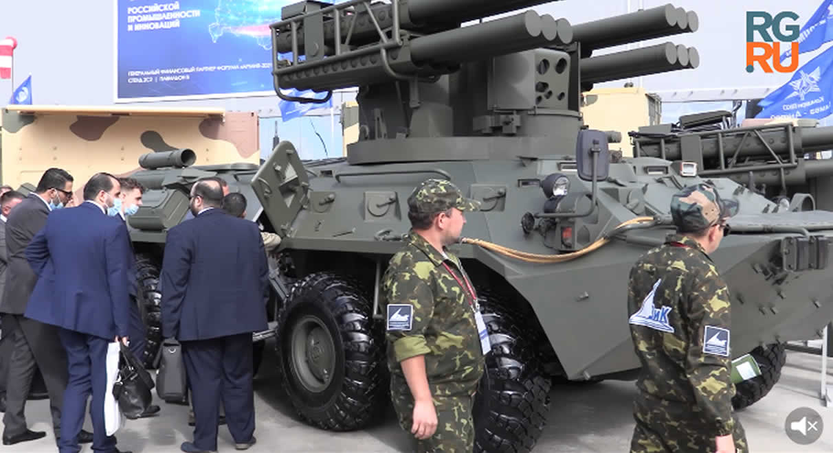 Модификацию ЗРК "Сосна" на БТР-82 представили на "Армии-2021"